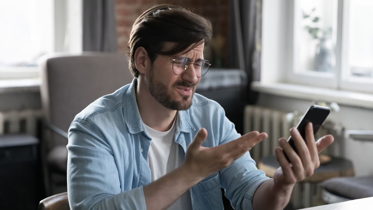 How to Fix a Phone Stuck on the Boot Screen